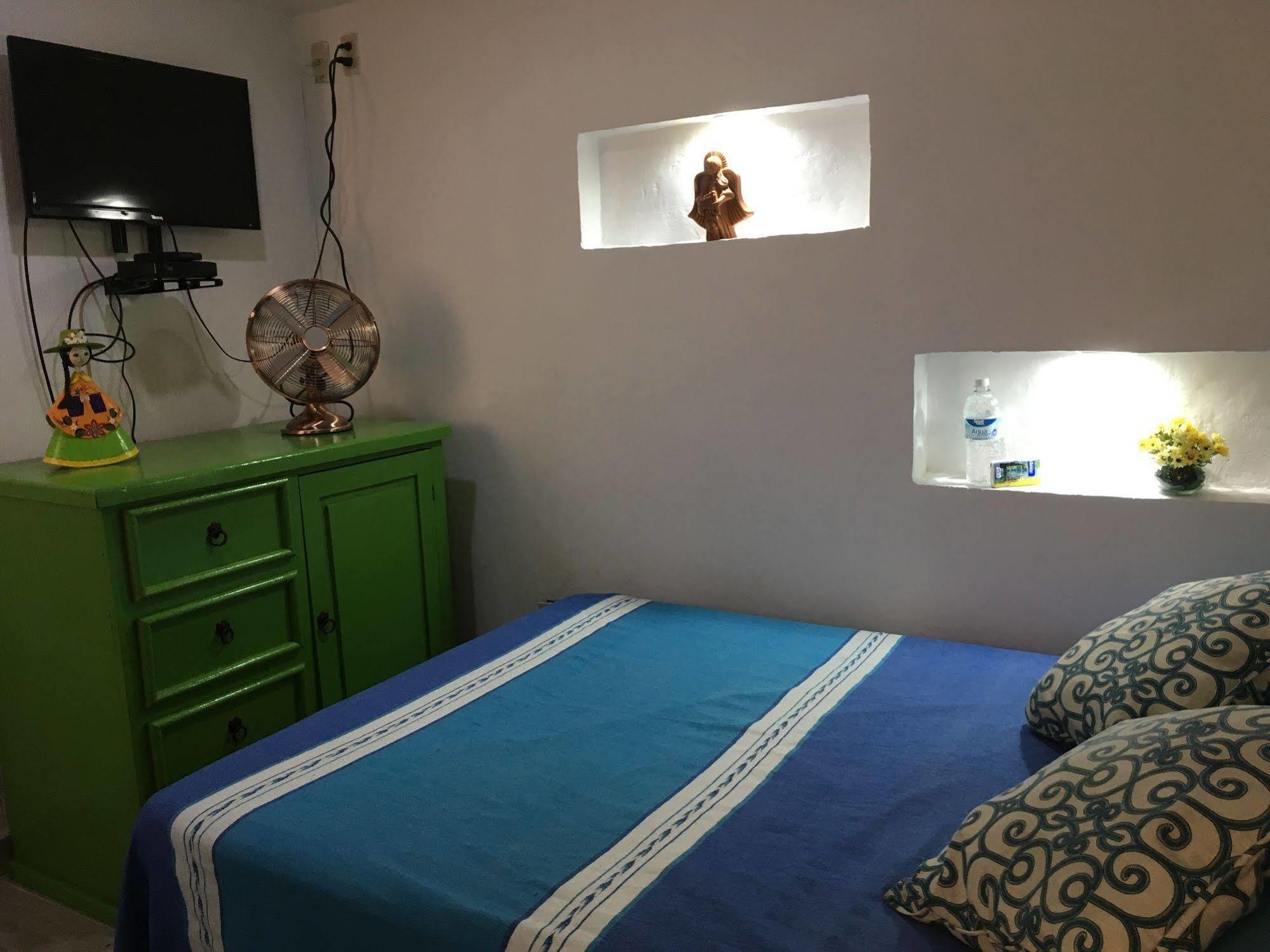 Hostal De Maria 과달라하라 외부 사진
